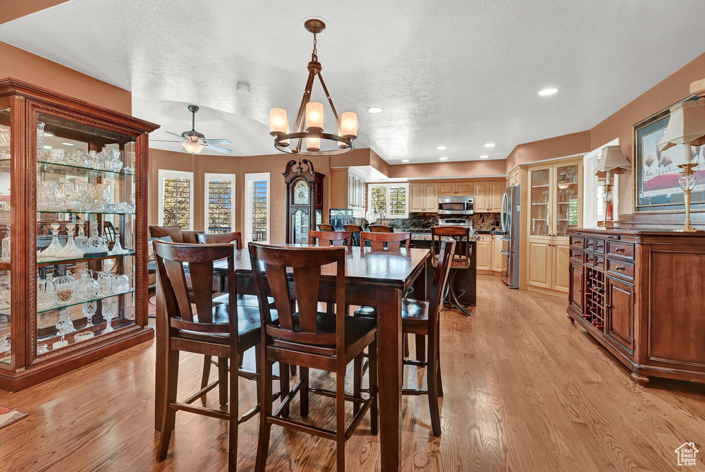 5267 ARAPAHO DR Ogden, UT 84403