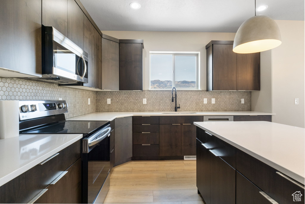Photo 18 for MLS #2090145 at 178 S Liberty St #206