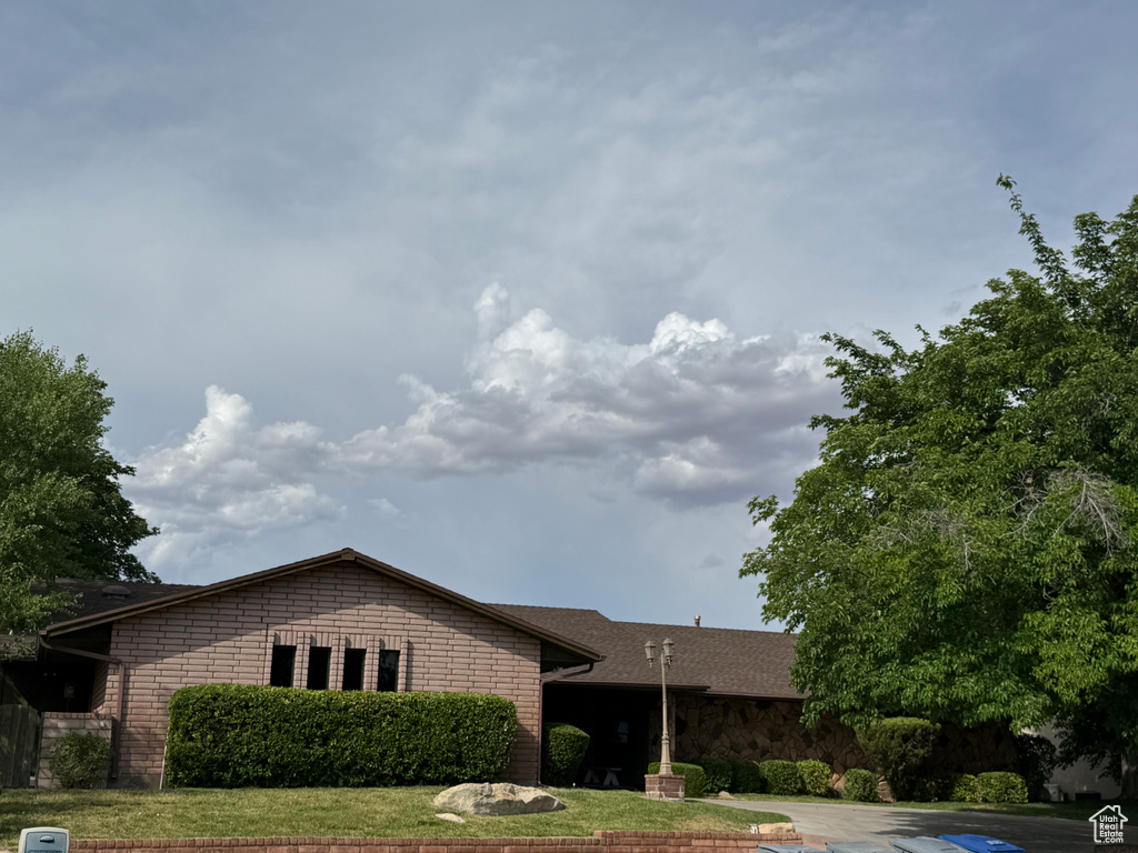 View of ranch-style house