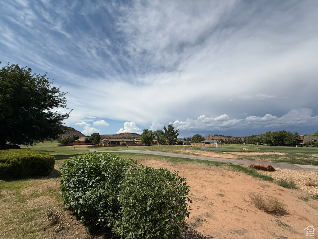 View of surrounding community