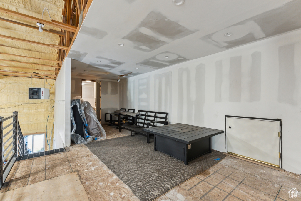Misc room with recessed lighting