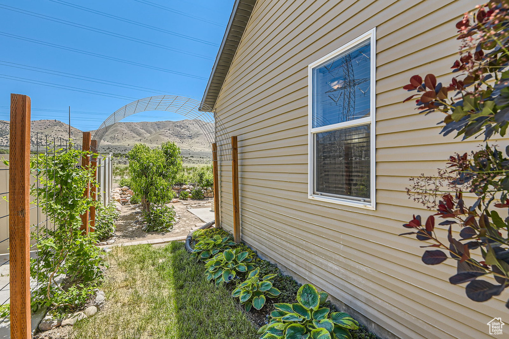 View of home\\\'s exterior with a mountain view