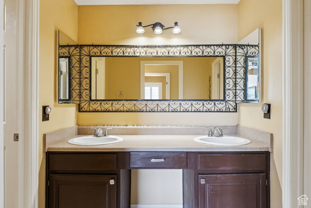 Full bath with double vanity