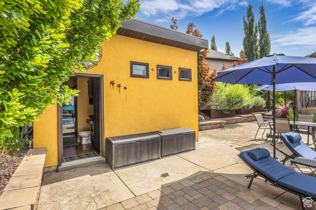 View of patio / terrace featuring outdoor dining space