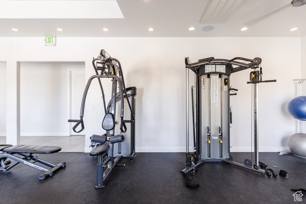 Workout area with recessed lighting