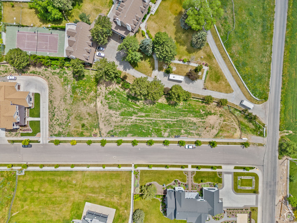 Aerial view of property\\\\\\\\\\\\\\\'s location with nearby suburban area