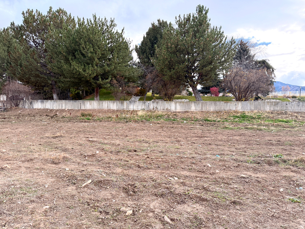 120 E MAGNOLIA LN Mapleton, UT 84664