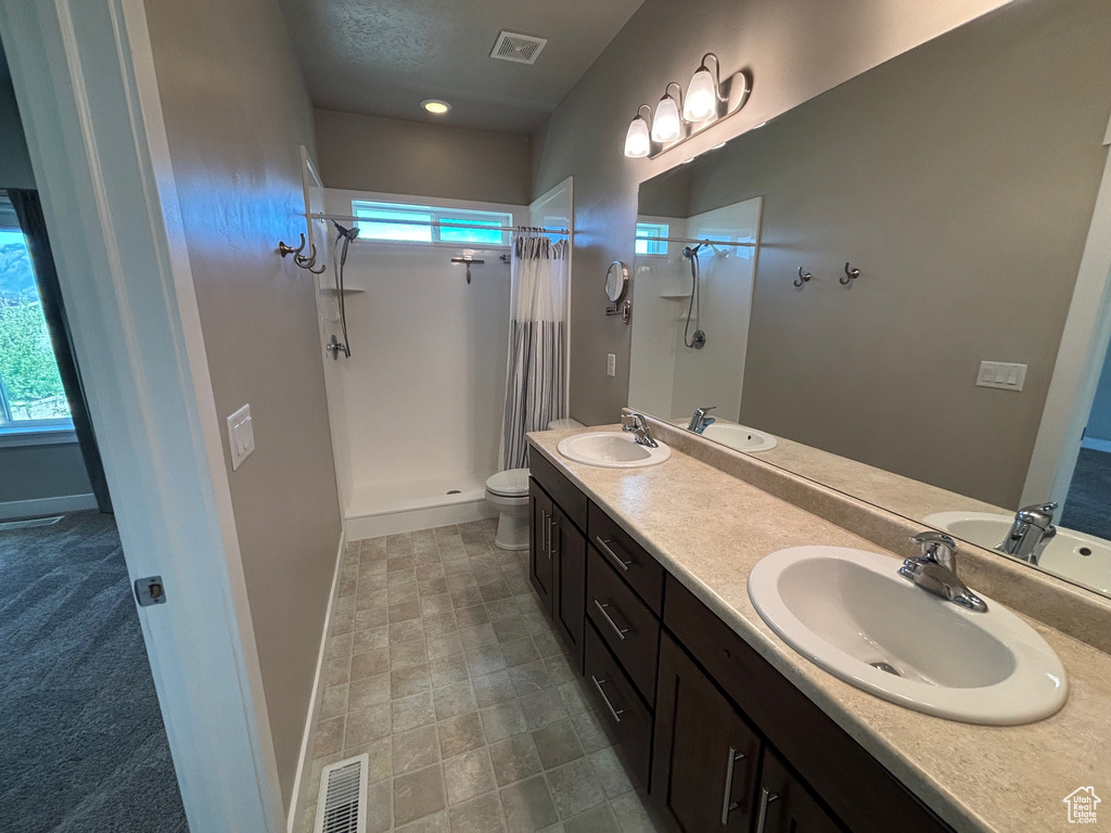 9681 S ZAKRO LN South Jordan, UT 84095