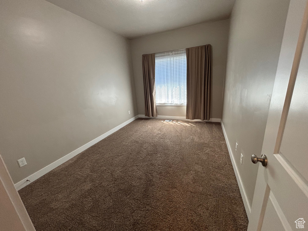 9681 S ZAKRO LN South Jordan, UT 84095
