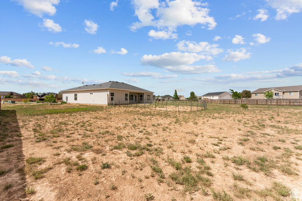 View of yard featuring a residential view