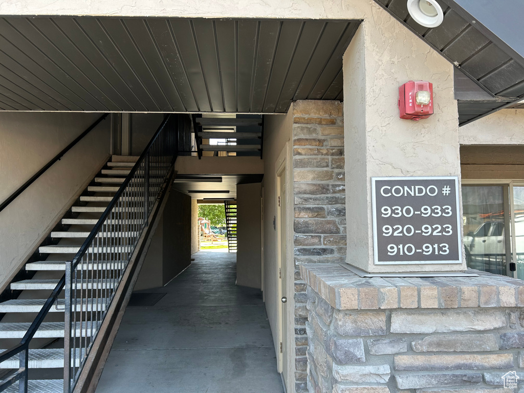 View of property entrance