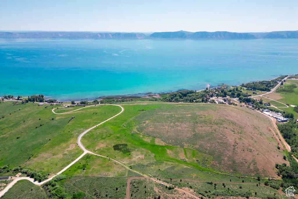 2555 N BEAR LAKE BLVD Garden City, UT 84028