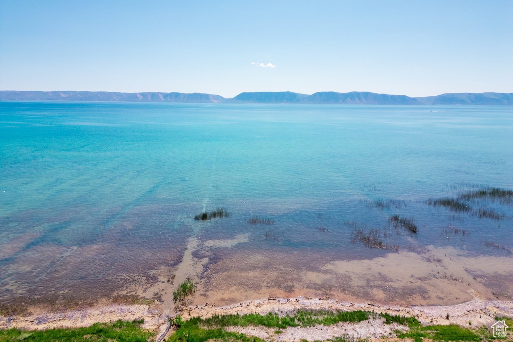 2555 N BEAR LAKE BLVD Garden City, UT 84028