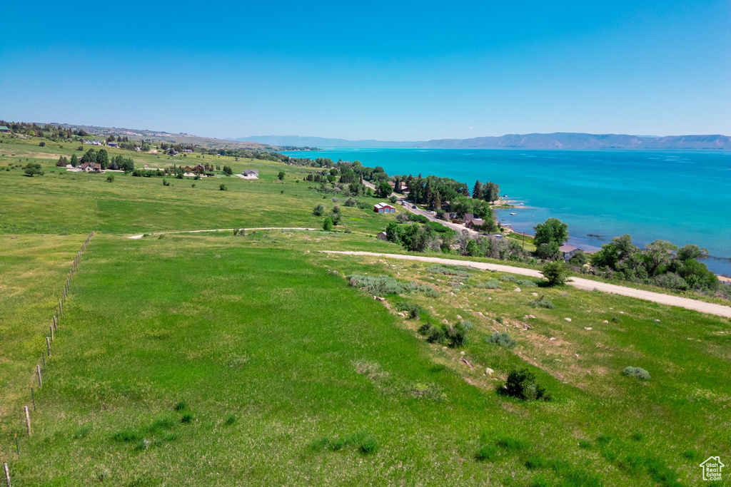 2555 N BEAR LAKE BLVD Garden City, UT 84028