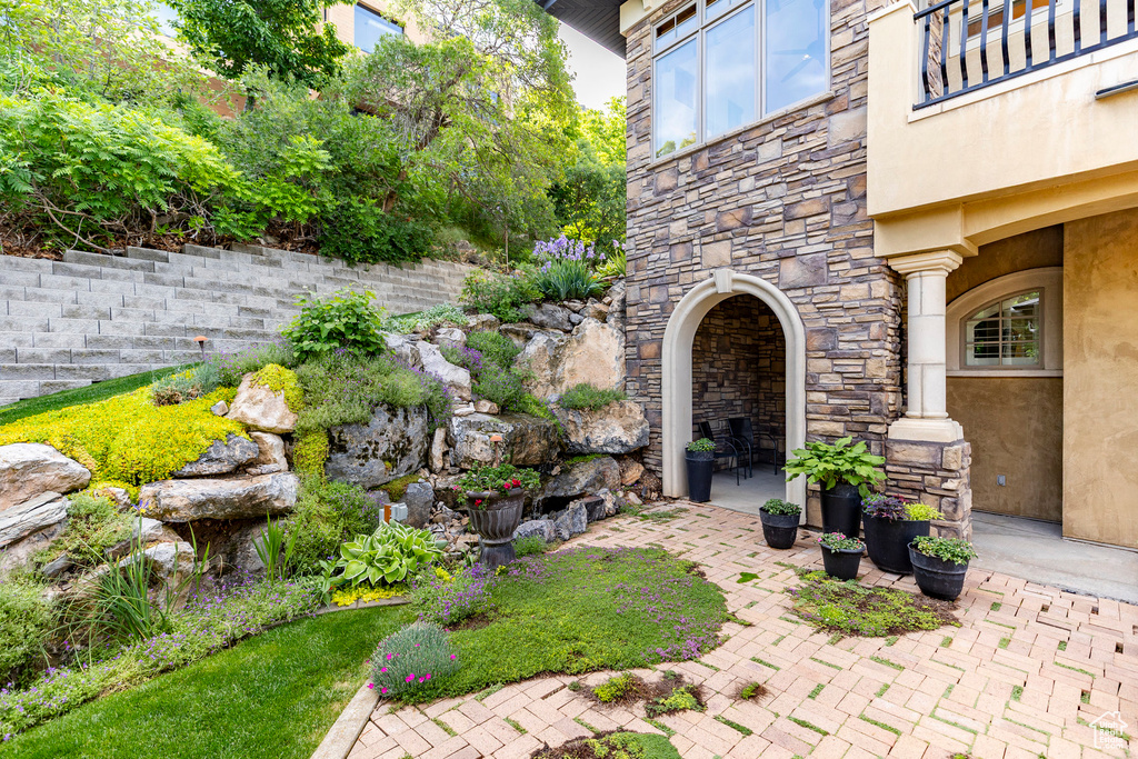 View of patio / terrace with a balcony