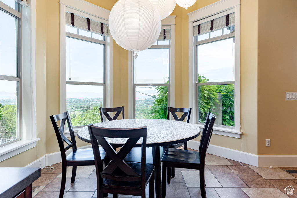 Dining space with baseboards