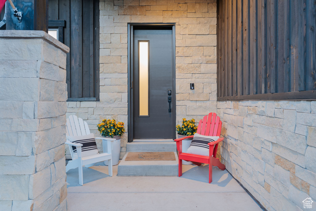 View of property entrance