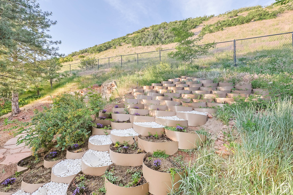 View of yard featuring a mountain view