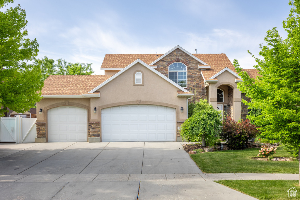 Photo 2 for MLS #2090385 at 1971 W 1870 South