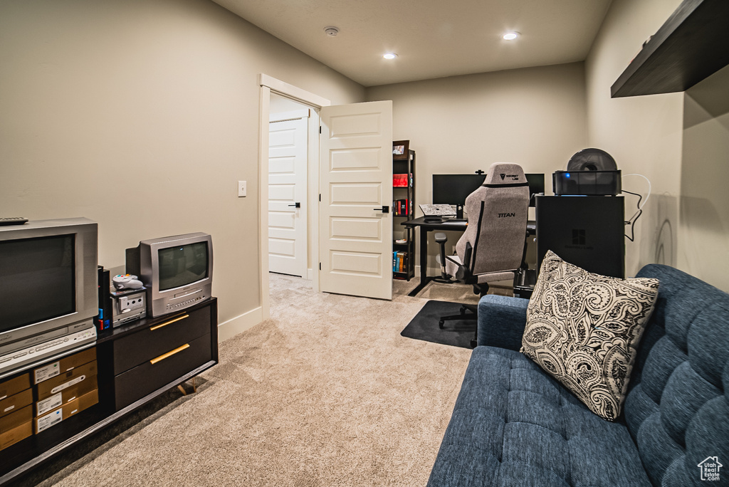 Office space with carpet floors, recessed lighting, and baseboards