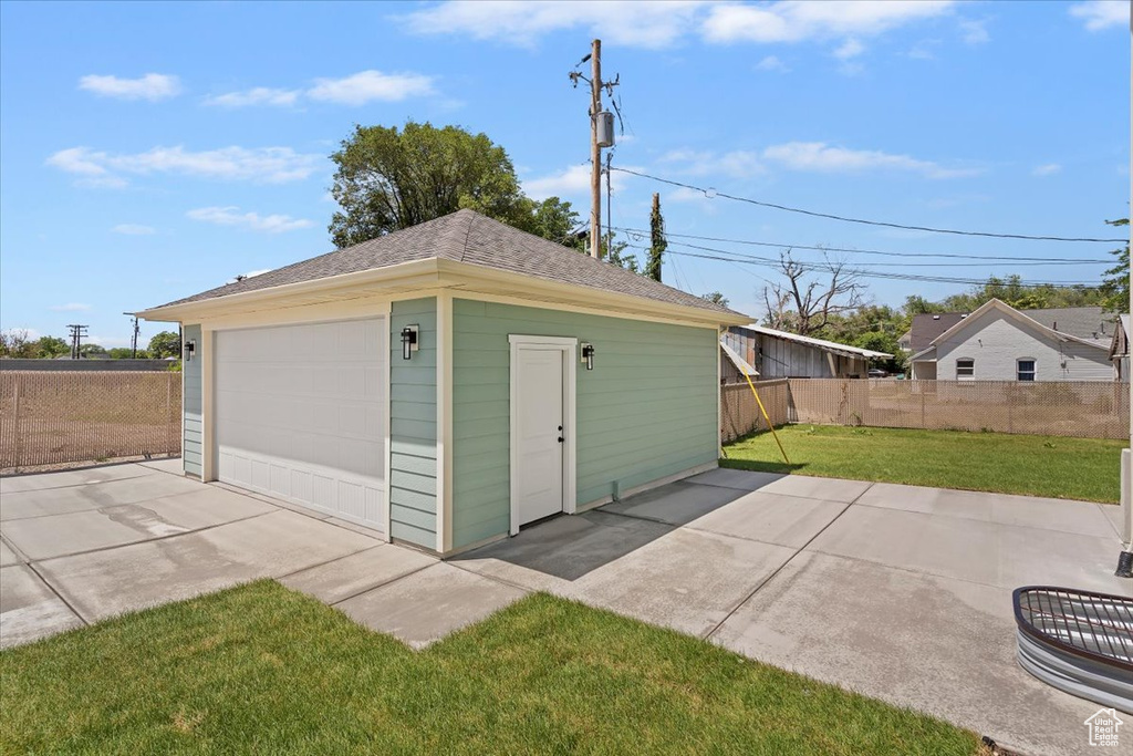 View of detached garage