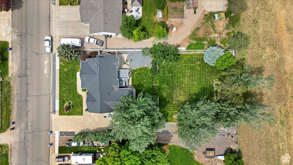 Aerial overview of property\\\'s location