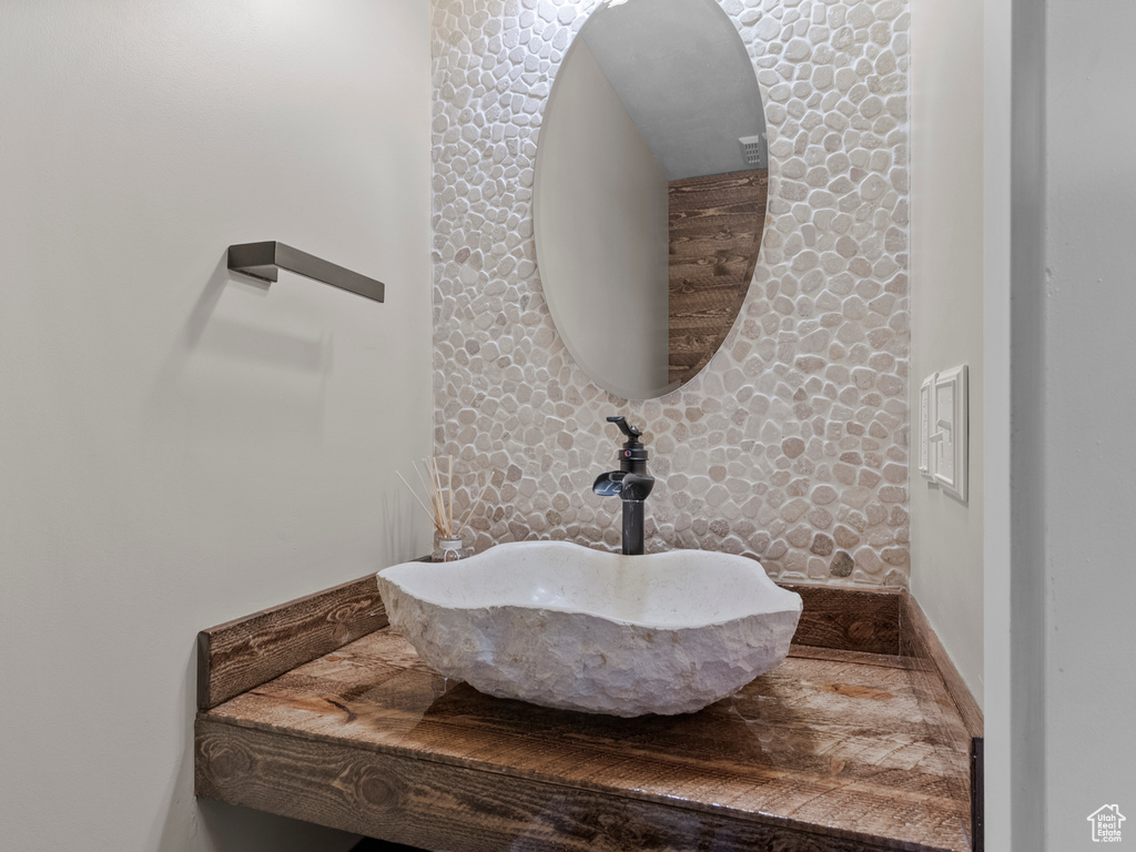 Bathroom with a sink