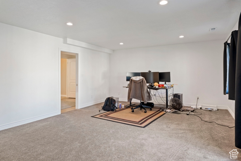 Workout area with carpet, recessed lighting, and baseboards