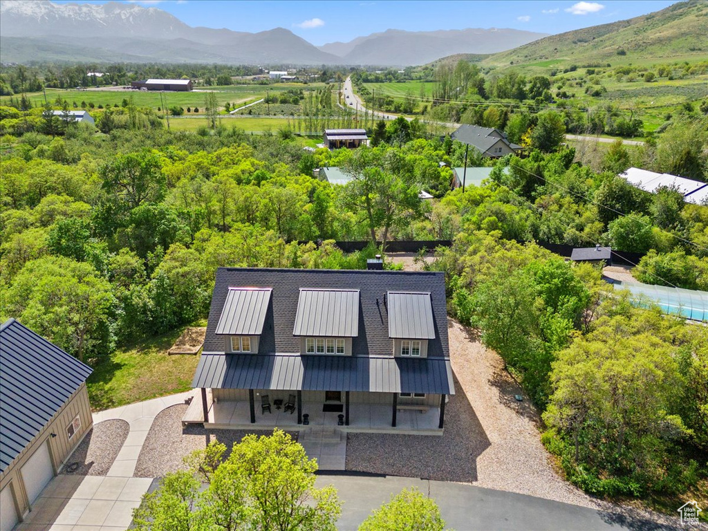 View from above of property featuring mountains