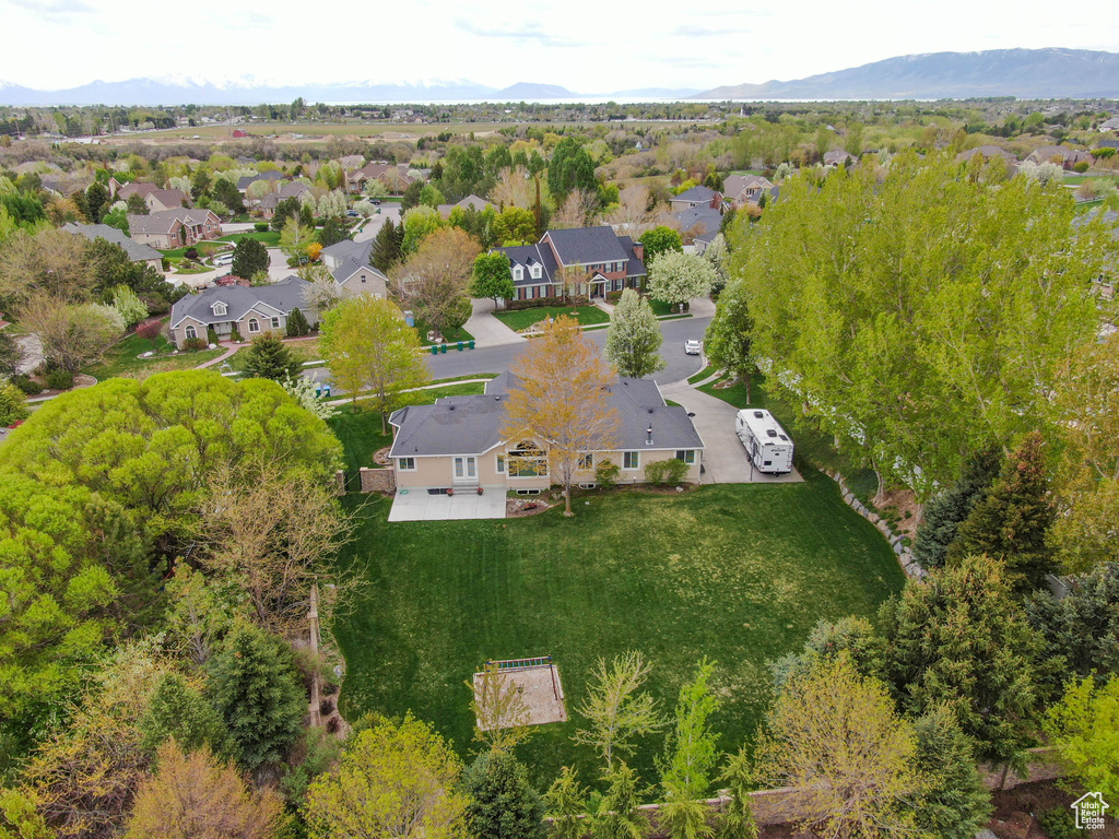 Aerial view of residential area with mountains