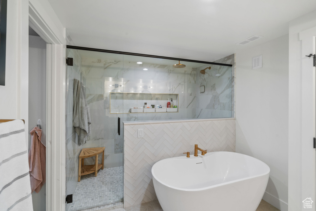 2201 E GREGSON AVE Salt Lake City, UT 84109