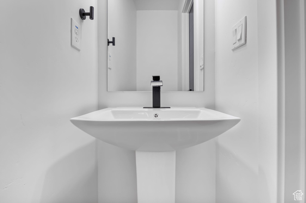 Bathroom featuring a sink