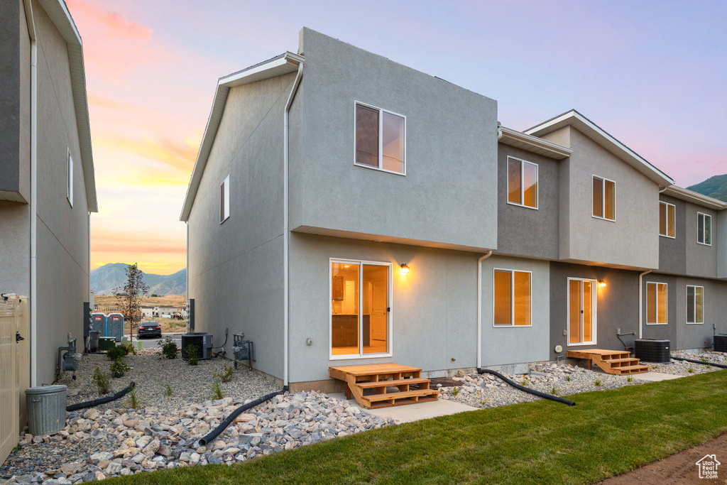 759 W LONE PINE LN #338 Mapleton, UT 84664
