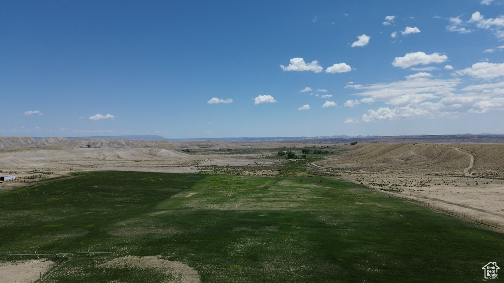 View of yard with a view of countryside