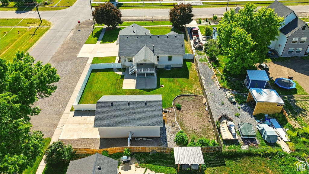 Aerial view of property and surrounding area
