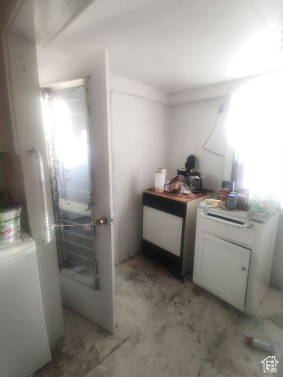 138 W GENEVA DR East Carbon, UT 84520