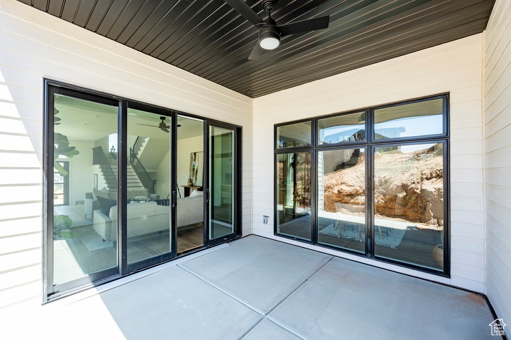 View of patio / terrace featuring a ceiling fan