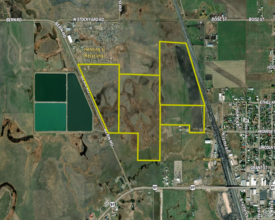 Map / location with property parcel outlined