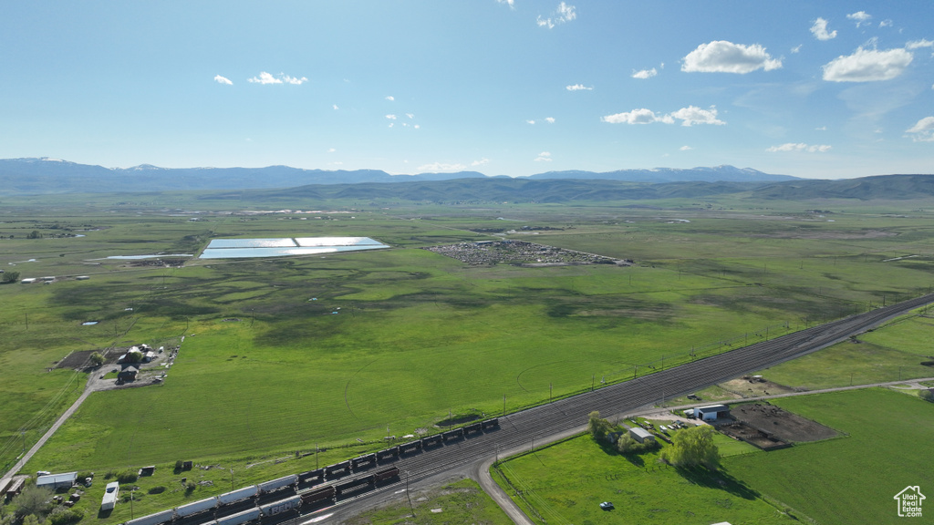 Aerial view of sparsely populated area with mountains