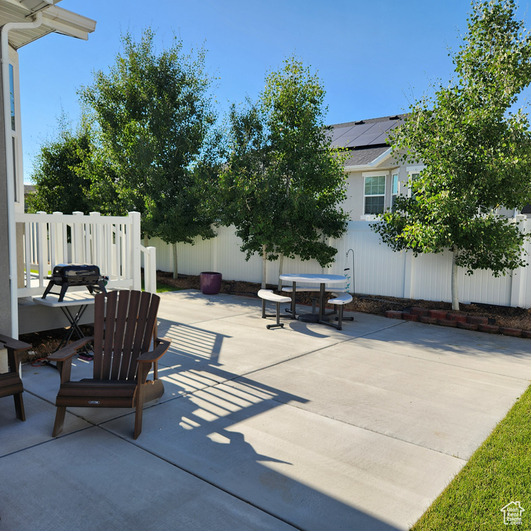View of patio / terrace with outdoor dining area