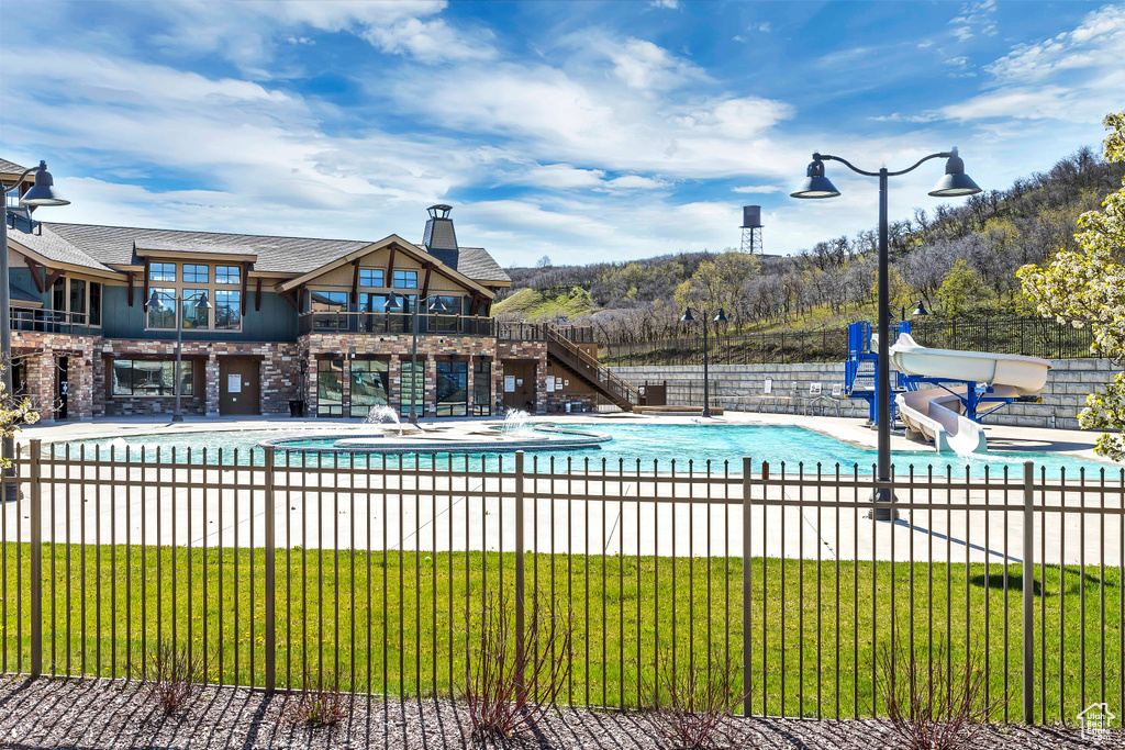 2208 E SNOW BLOSSOM WAY Draper, UT 84020
