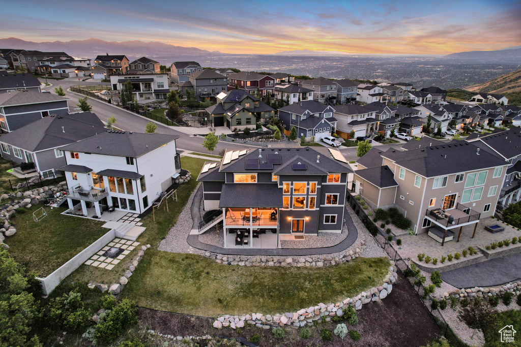 2208 E SNOW BLOSSOM WAY Draper, UT 84020