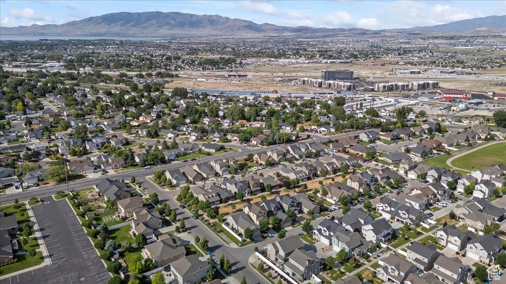 Aerial view of property\'s location with mountains