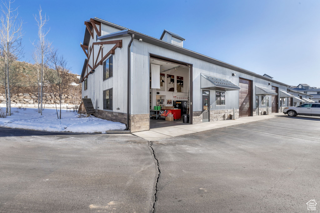 View of home\'s exterior featuring stone siding