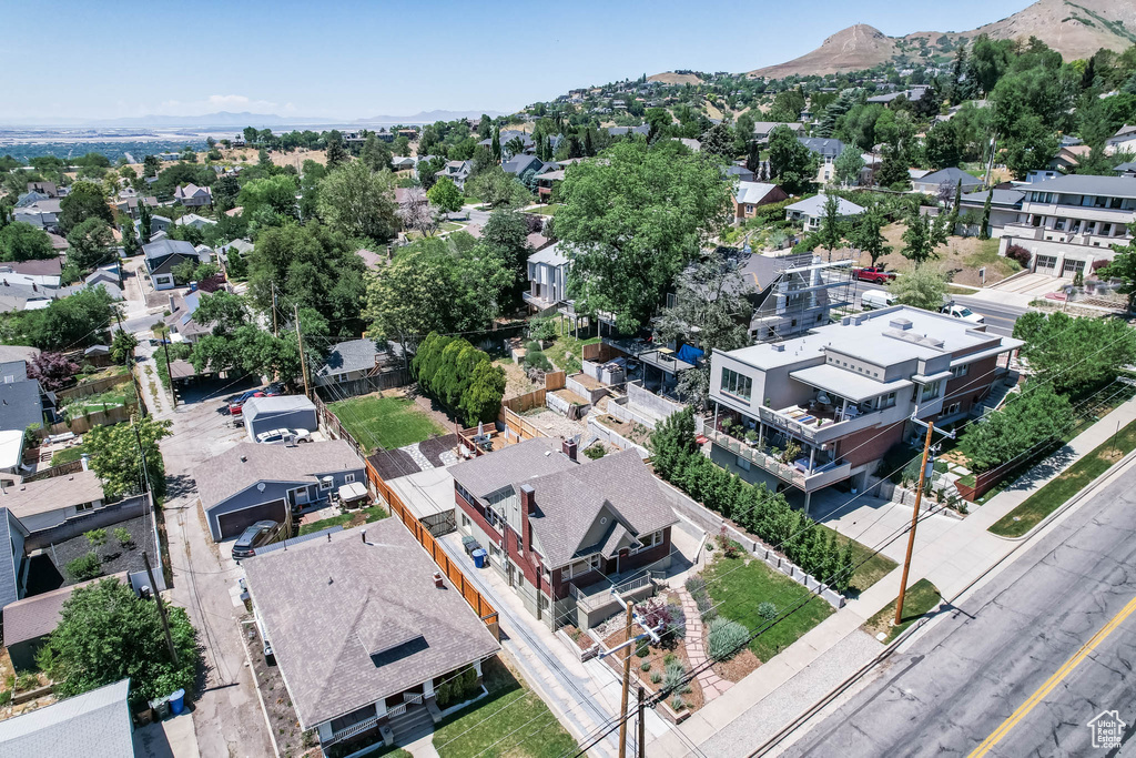 Aerial perspective of suburban area with mountains