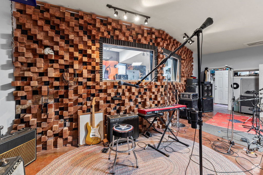 Interior space with rail lighting