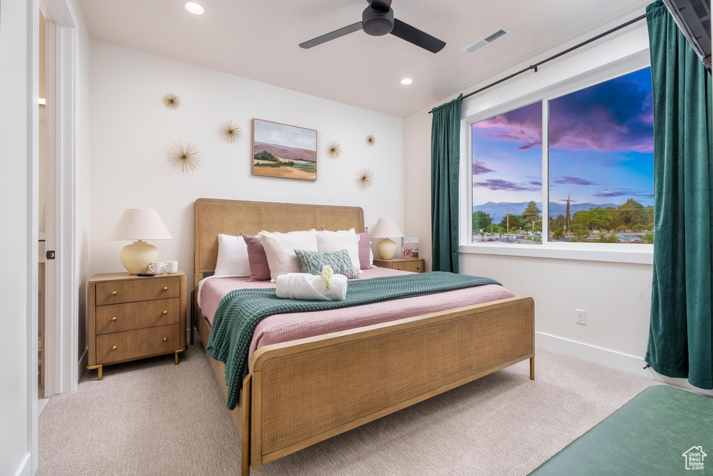 Bedroom featuring carpet, recessed lighting, a ceiling fan, and baseboards