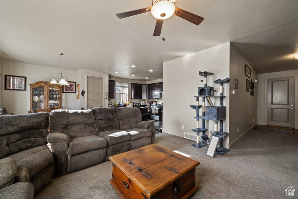 665 S 1400 W Syracuse, UT 84075
