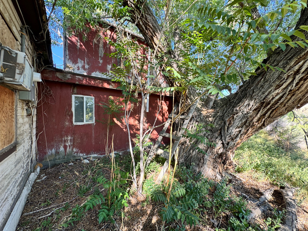 View of side of home