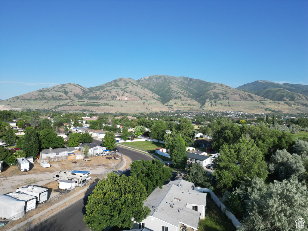 View of mountain background with nearby suburban area